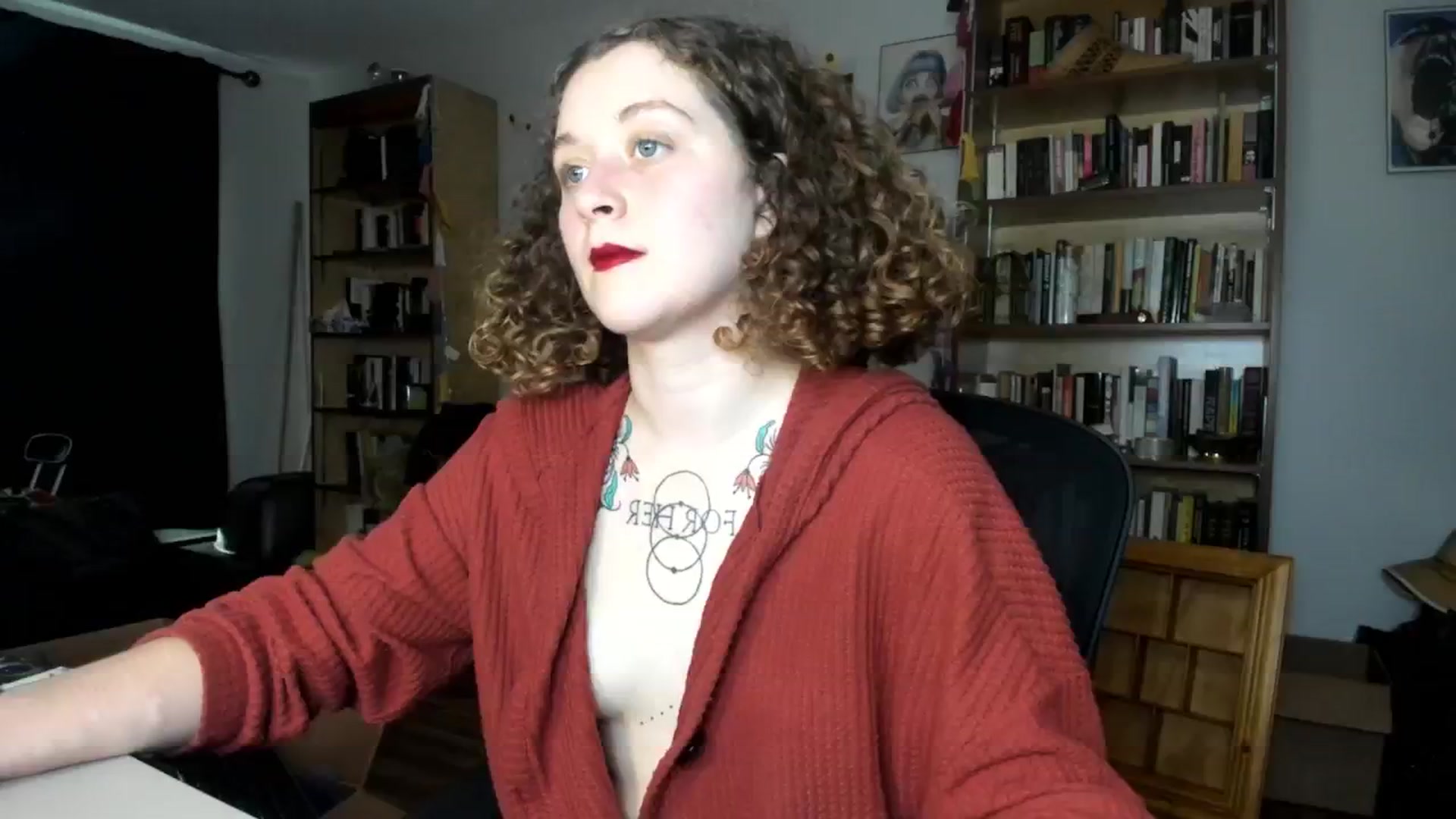 Gallery image thumbnail from PeachyQueen_'s myfreecams stream on, 09/12/2024, 20:56 image 3 of 20