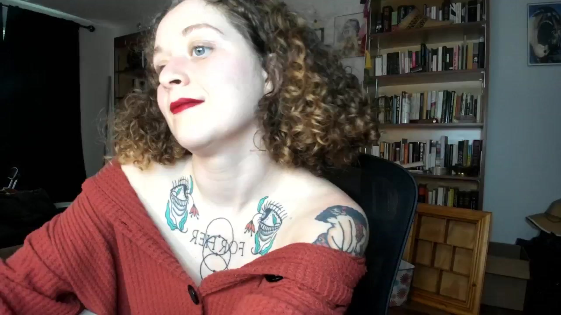 Gallery image thumbnail from PeachyQueen_'s myfreecams stream on, 09/12/2024, 20:56 image 15 of 20