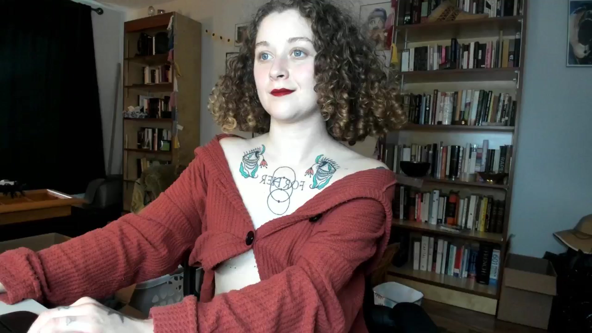 Gallery image thumbnail from PeachyQueen_'s myfreecams stream on, 09/13/2024, 21:13 image 7 of 20
