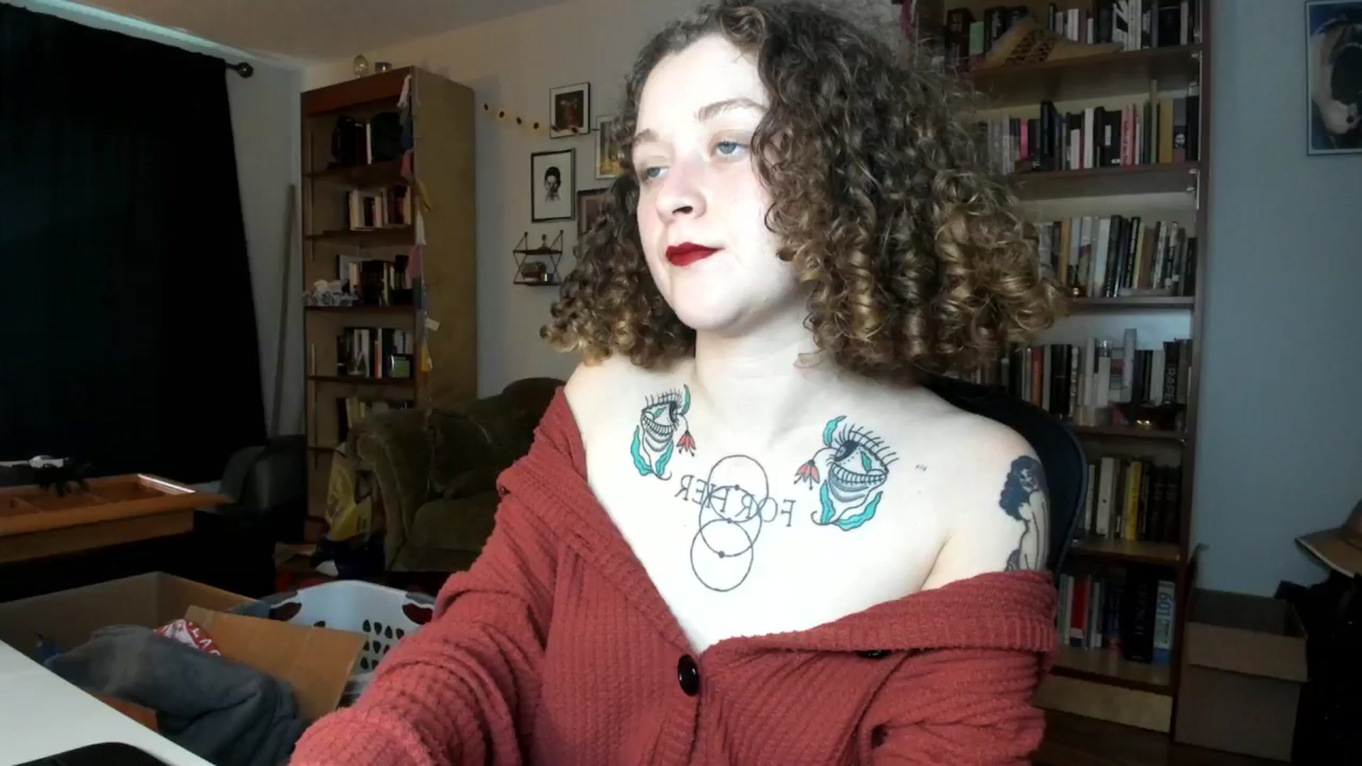 Gallery image thumbnail from PeachyQueen_'s myfreecams stream on, 09/13/2024, 21:13 image 5 of 20