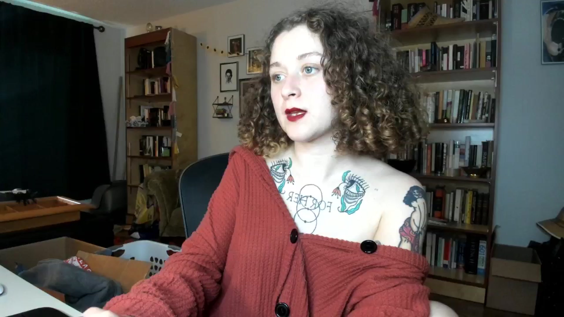 Gallery image thumbnail from PeachyQueen_'s myfreecams stream on, 09/13/2024, 21:13 image 3 of 20