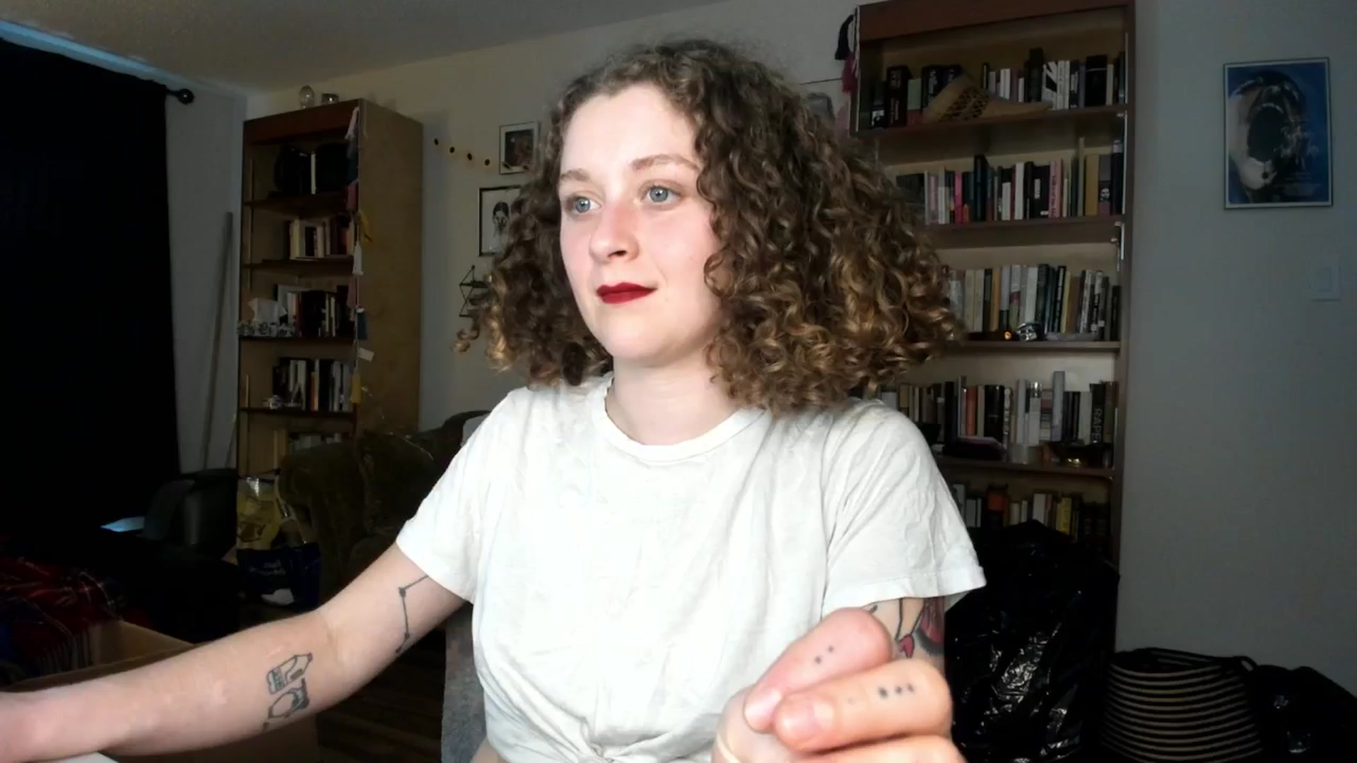 Gallery image thumbnail from PeachyQueen_'s myfreecams stream on, 09/17/2024, 05:31 image 19 of 20
