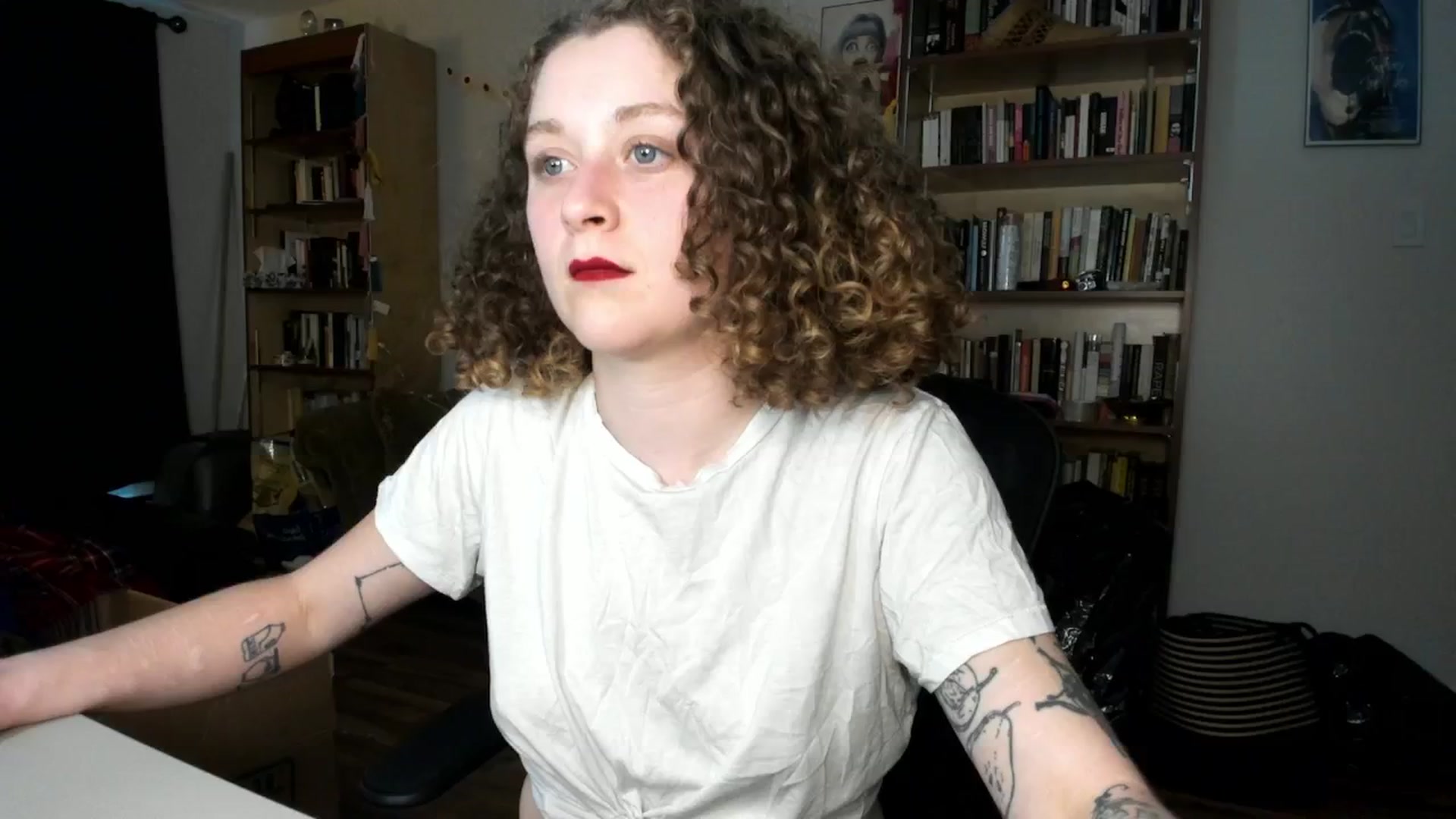 Gallery image thumbnail from PeachyQueen_'s myfreecams stream on, 09/17/2024, 05:31 image 1 of 20