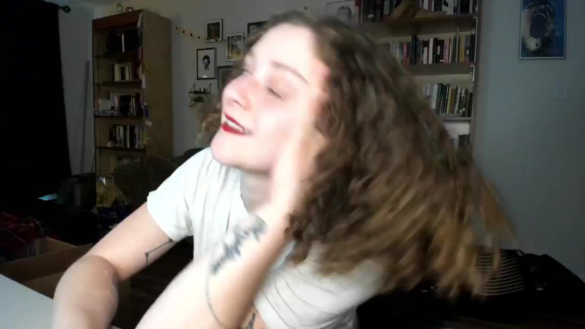 Gallery image thumbnail from PeachyQueen_'s myfreecams stream on, 09/17/2024, 05:31 image 5 of 20