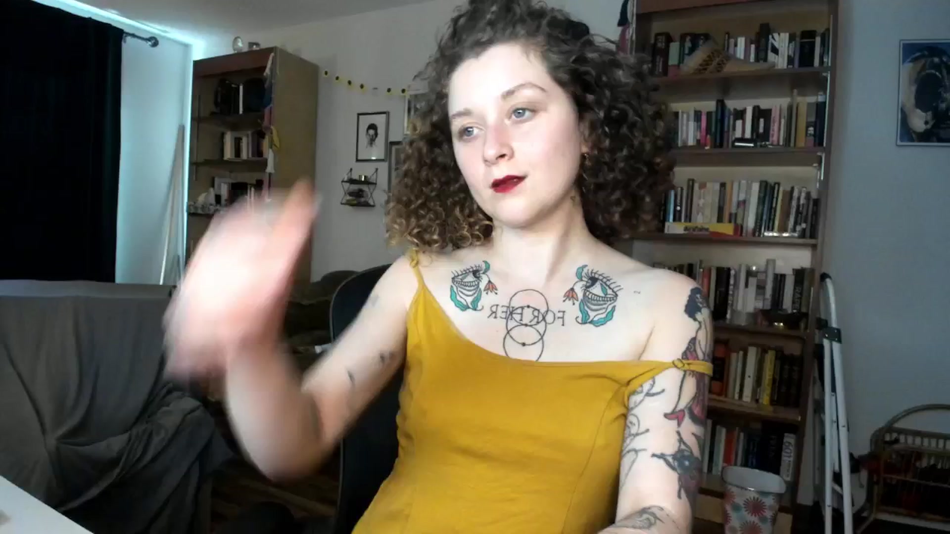 Gallery image thumbnail from PeachyQueen_'s myfreecams stream on, 09/19/2024, 19:37 image 7 of 20