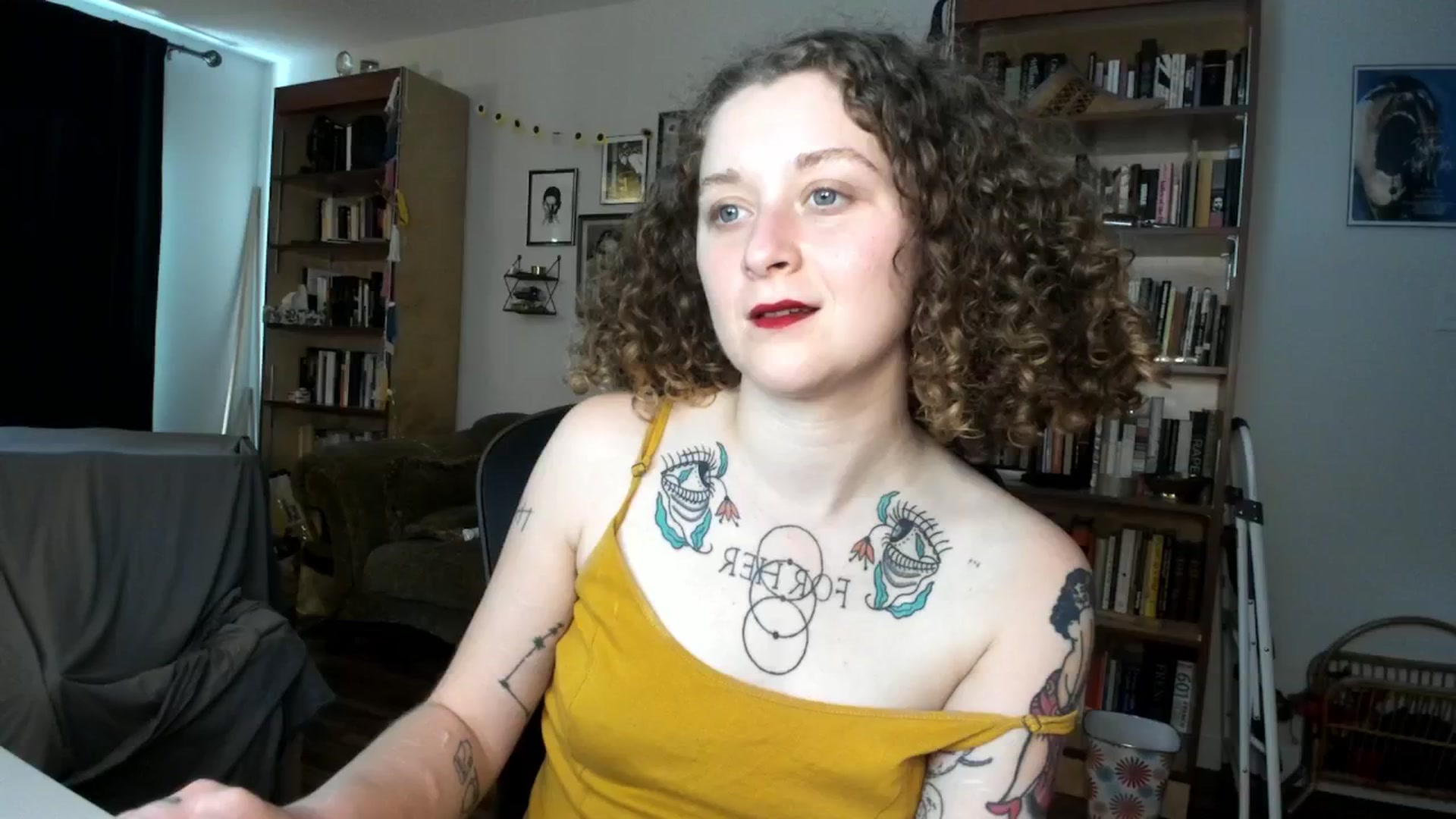 Gallery image thumbnail from PeachyQueen_'s myfreecams stream on, 09/19/2024, 19:37 image 11 of 20