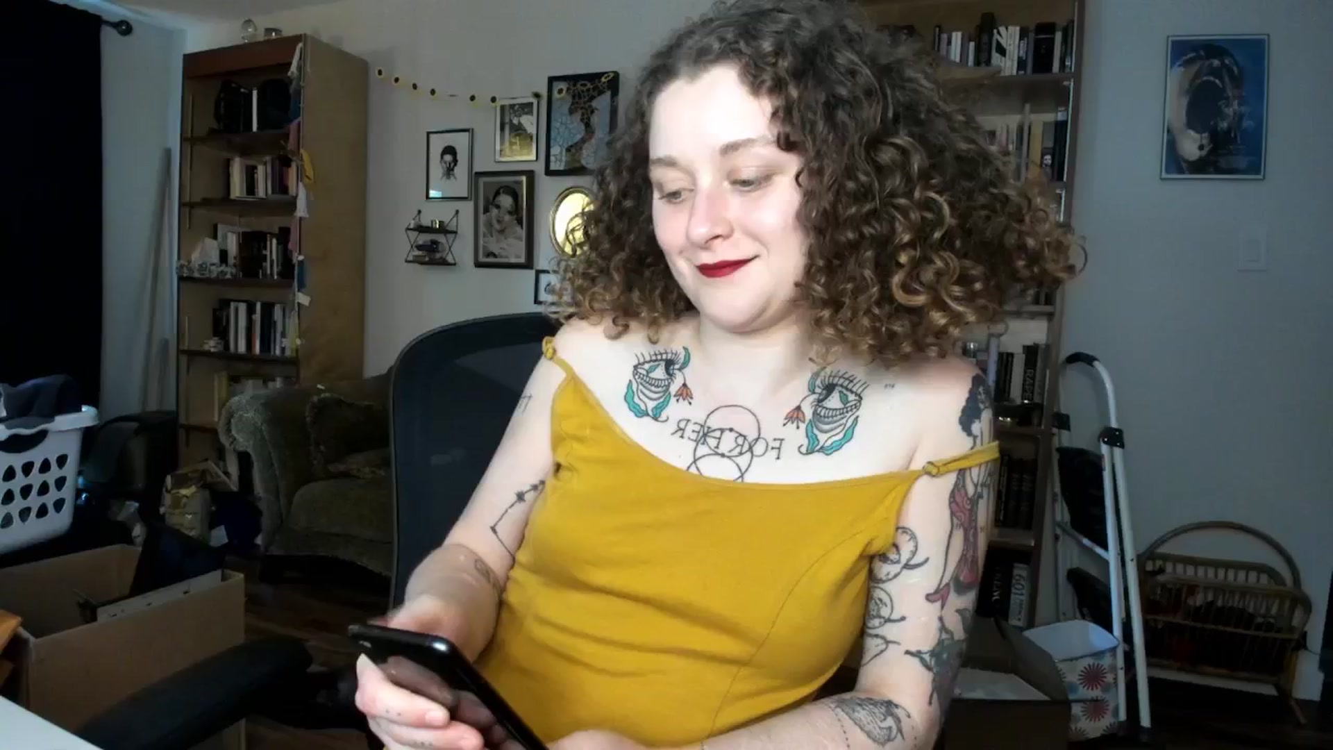 Gallery image thumbnail from PeachyQueen_'s myfreecams stream on, 09/20/2024, 20:51 image 13 of 20