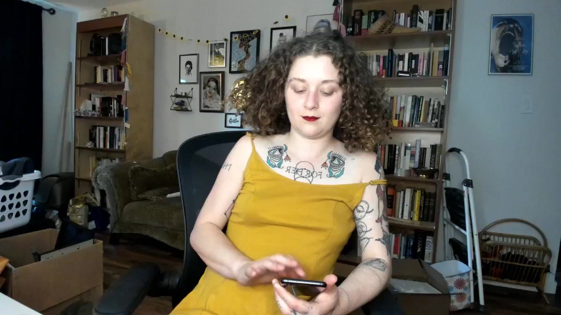 Gallery image thumbnail from PeachyQueen_'s myfreecams stream on, 09/20/2024, 20:51 image 18 of 20