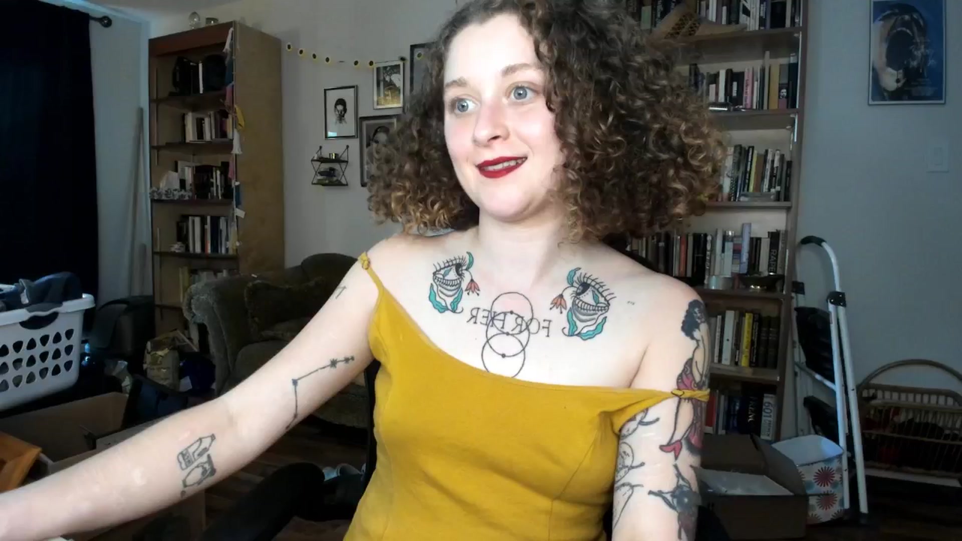 Gallery image thumbnail from PeachyQueen_'s myfreecams stream on, 09/20/2024, 21:48 image 3 of 20