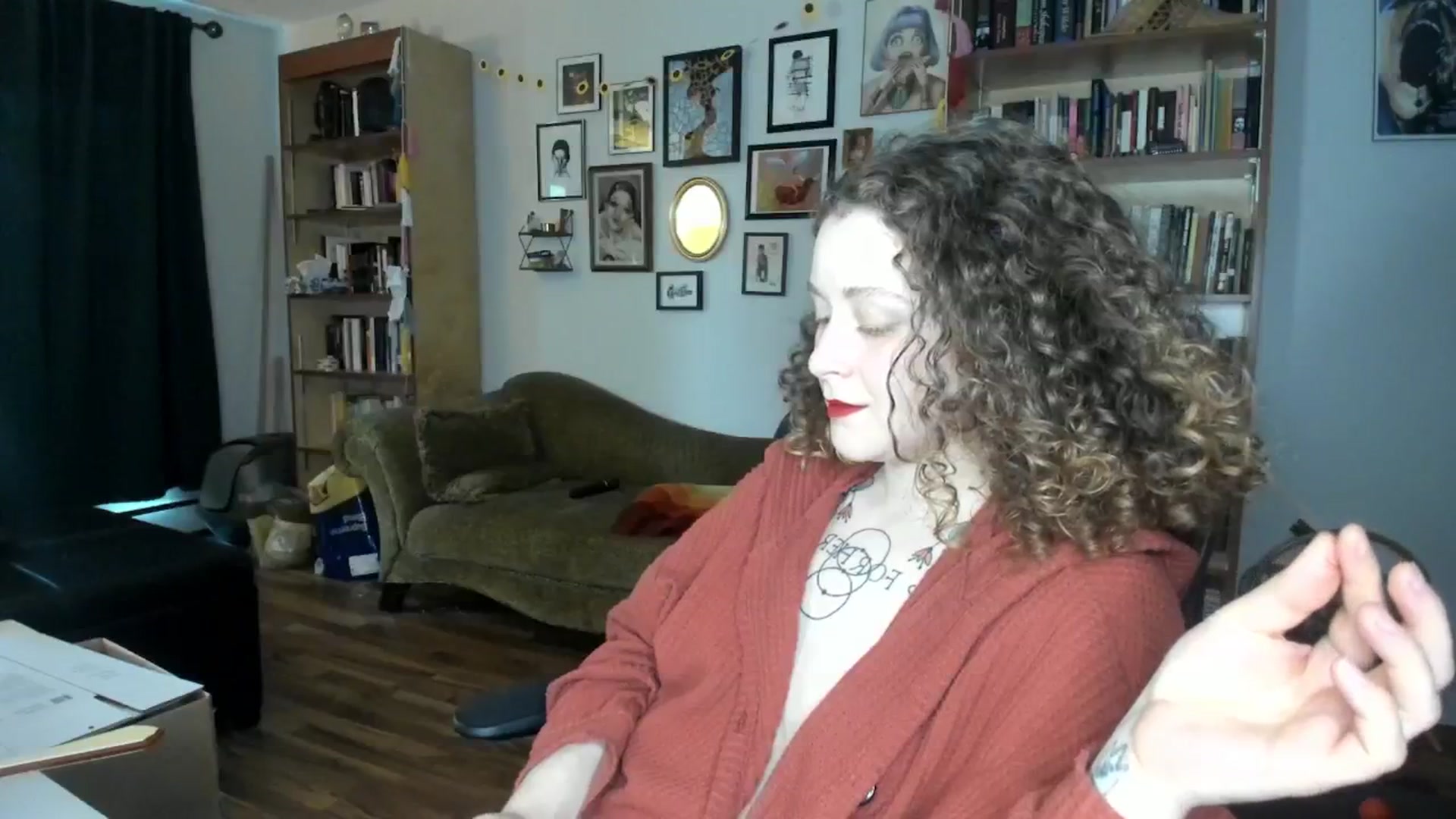 Gallery image thumbnail from PeachyQueen_'s myfreecams stream on, 10/04/2024, 20:36 image 18 of 20