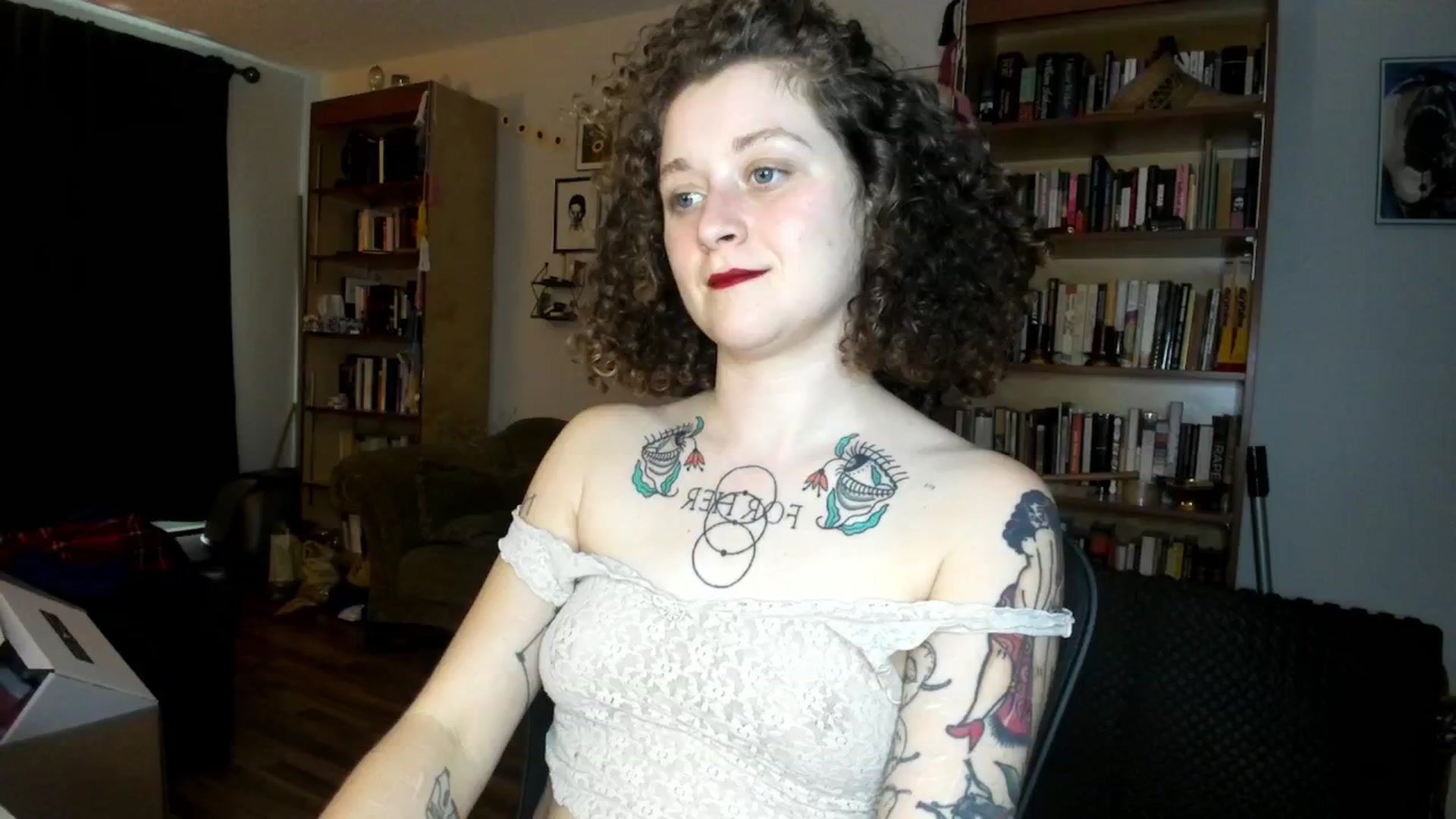 Gallery image thumbnail from PeachyQueen_'s myfreecams stream on, 10/08/2024, 20:59 image 6 of 20
