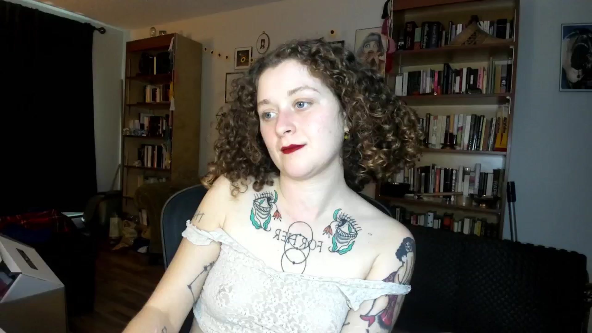 Gallery image thumbnail from PeachyQueen_'s myfreecams stream on, 10/08/2024, 20:59 image 12 of 20