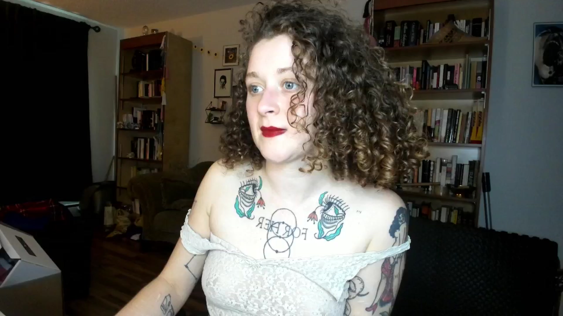 Gallery image thumbnail from PeachyQueen_'s myfreecams stream on, 10/08/2024, 20:59 image 17 of 20