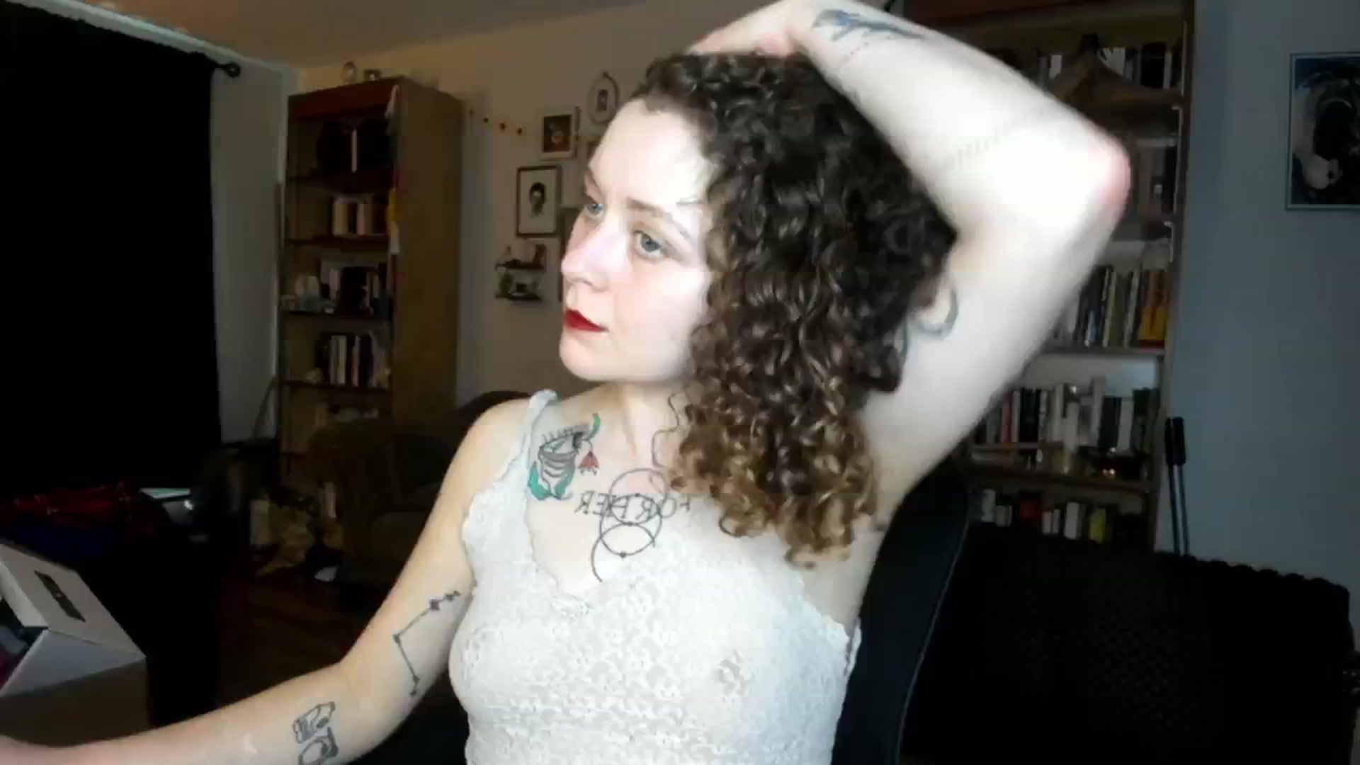 Gallery image thumbnail from PeachyQueen_'s myfreecams stream on, 10/08/2024, 20:59 image 1 of 20