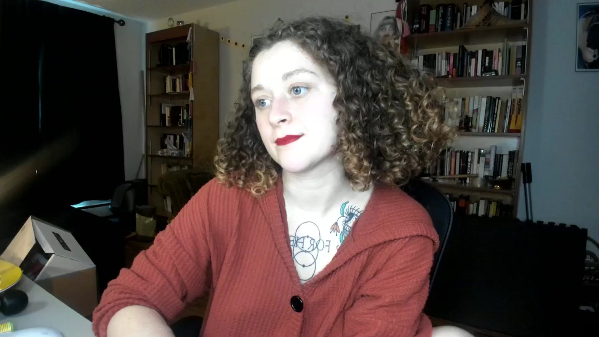 Gallery image thumbnail from PeachyQueen_'s myfreecams stream on, 10/11/2024, 19:51 image 15 of 20