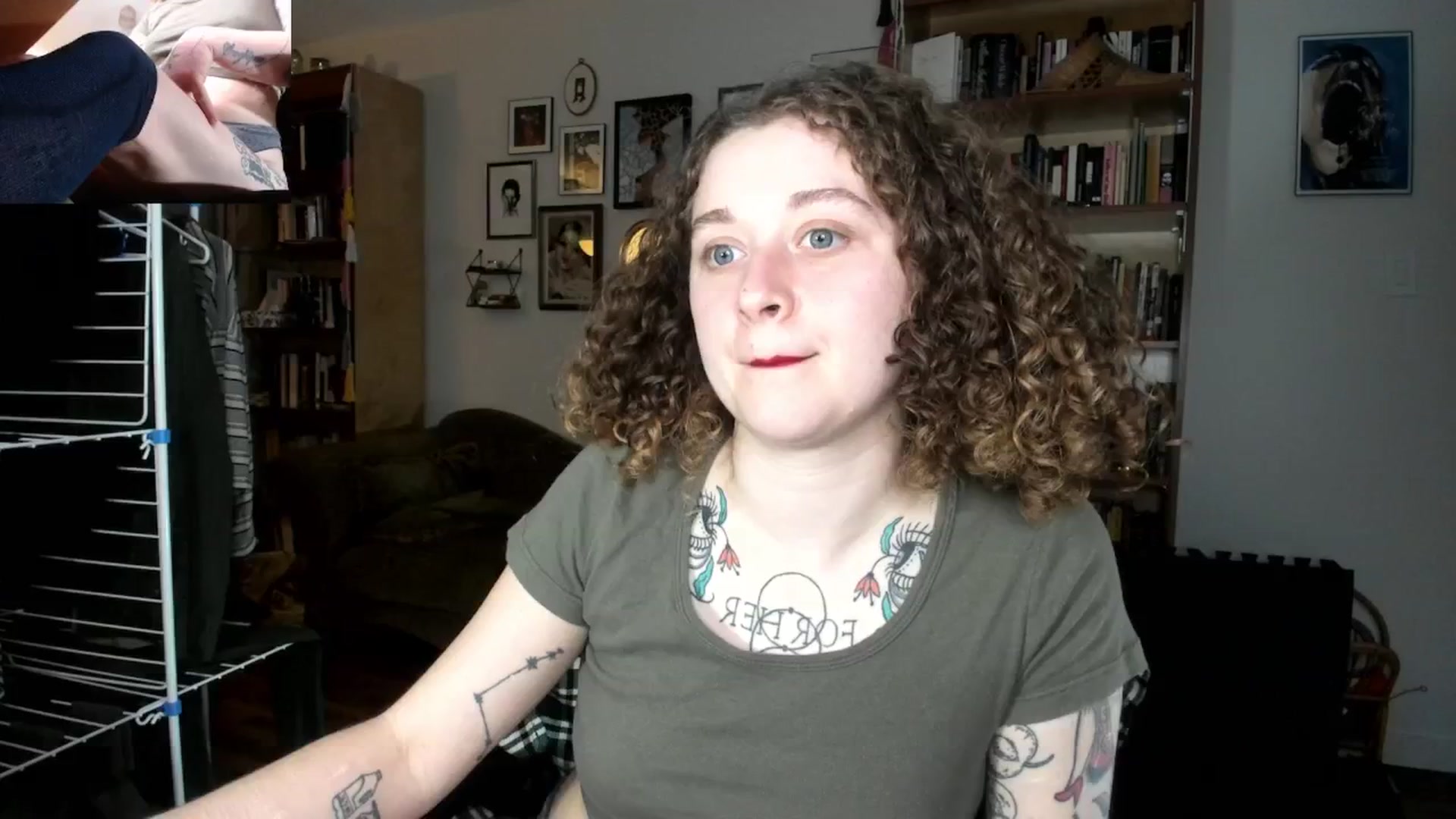 Gallery image thumbnail from PeachyQueen_'s myfreecams stream on, 10/29/2024, 21:59 image 8 of 20