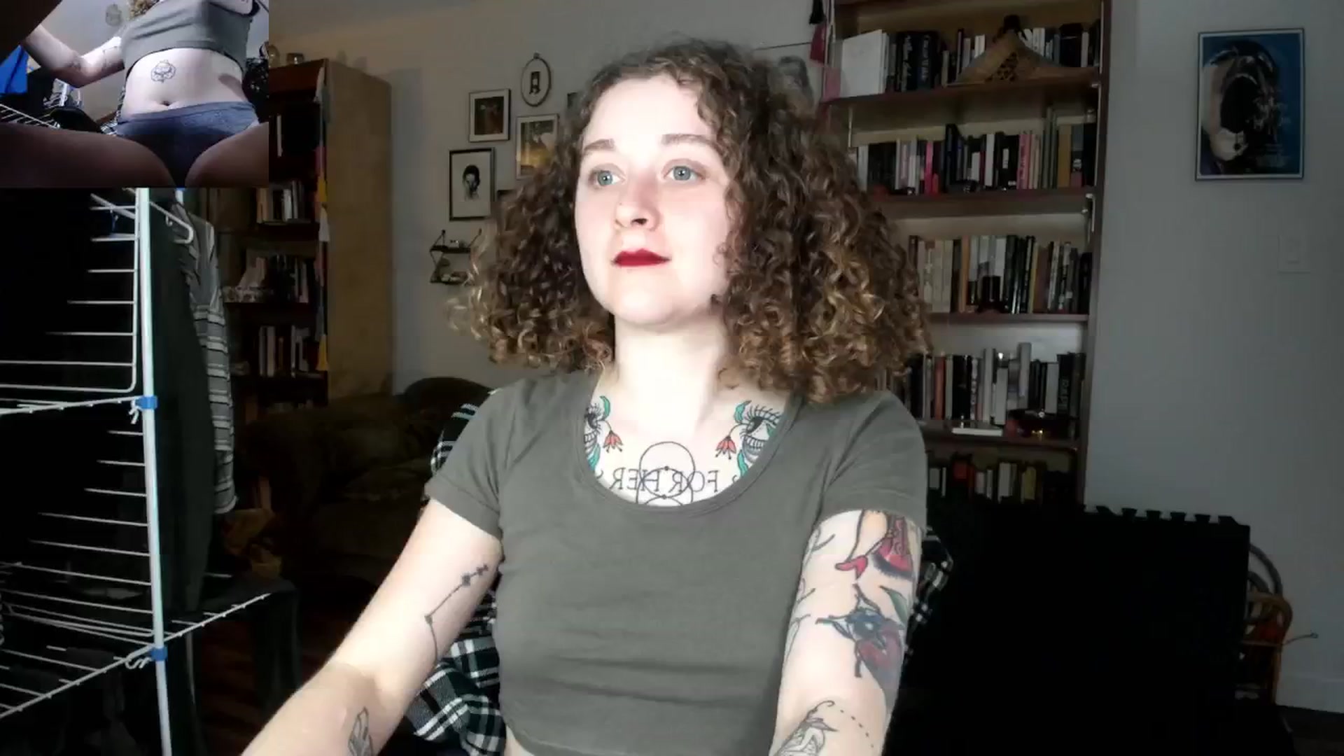 Gallery image thumbnail from PeachyQueen_'s myfreecams stream on, 10/29/2024, 21:59 image 12 of 20