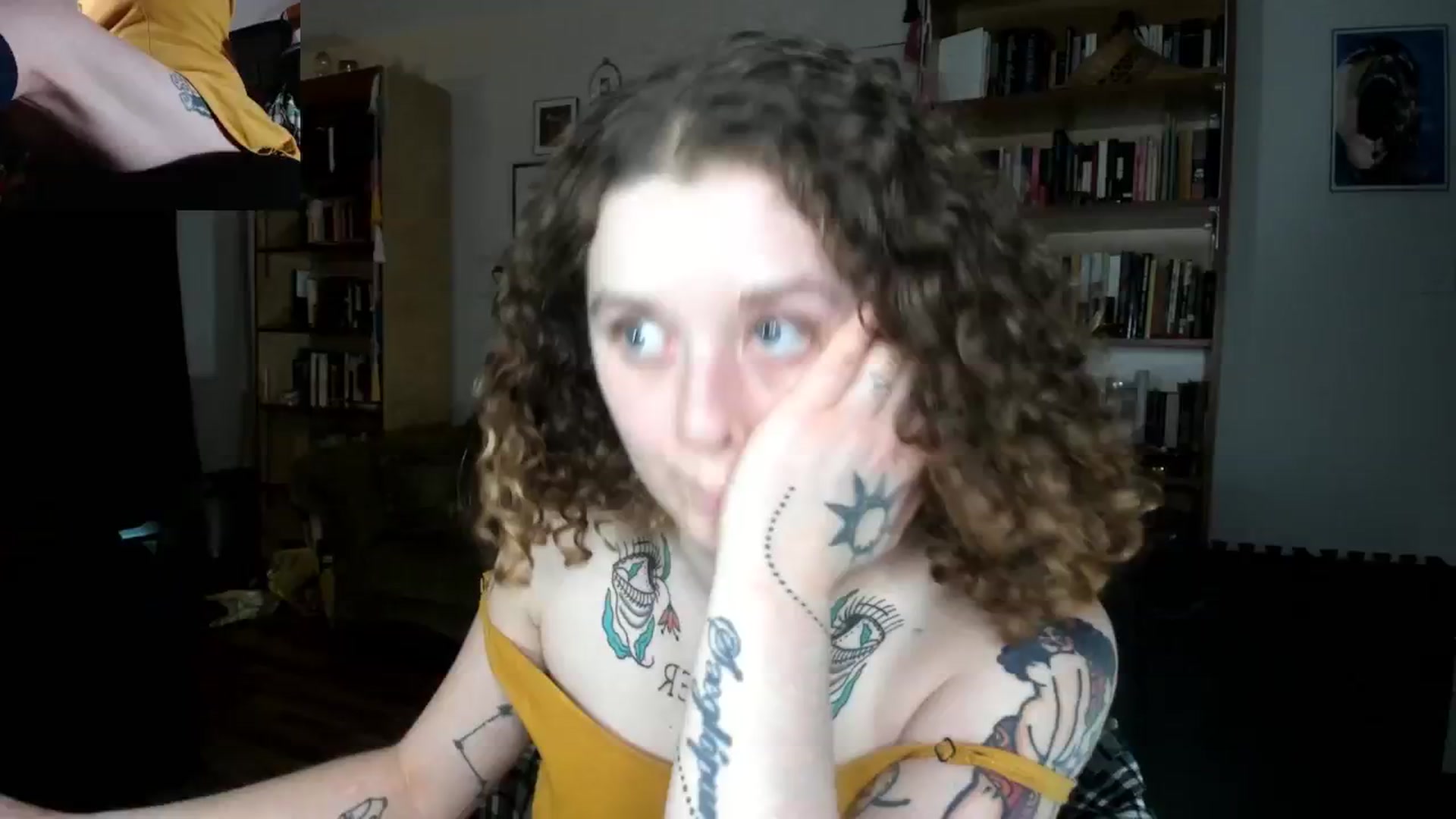 Gallery image thumbnail from PeachyQueen_'s myfreecams stream on, 10/30/2024, 20:55 image 13 of 20