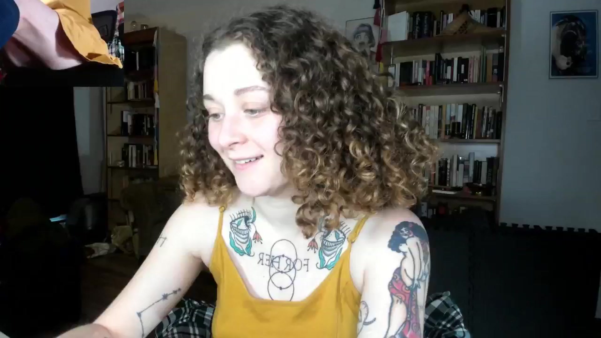 Gallery image thumbnail from PeachyQueen_'s myfreecams stream on, 10/30/2024, 20:55 image 5 of 20