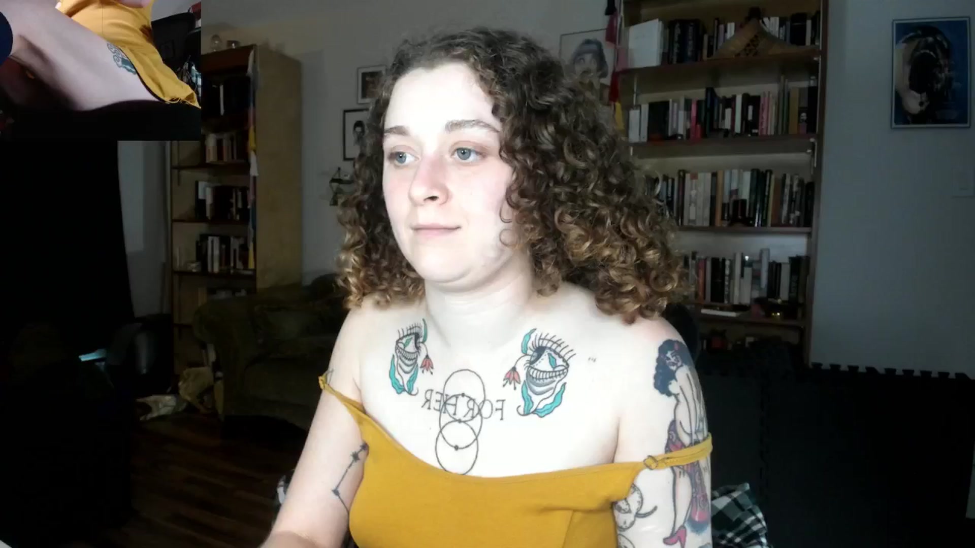 Gallery image thumbnail from PeachyQueen_'s myfreecams stream on, 10/30/2024, 20:55 image 12 of 20