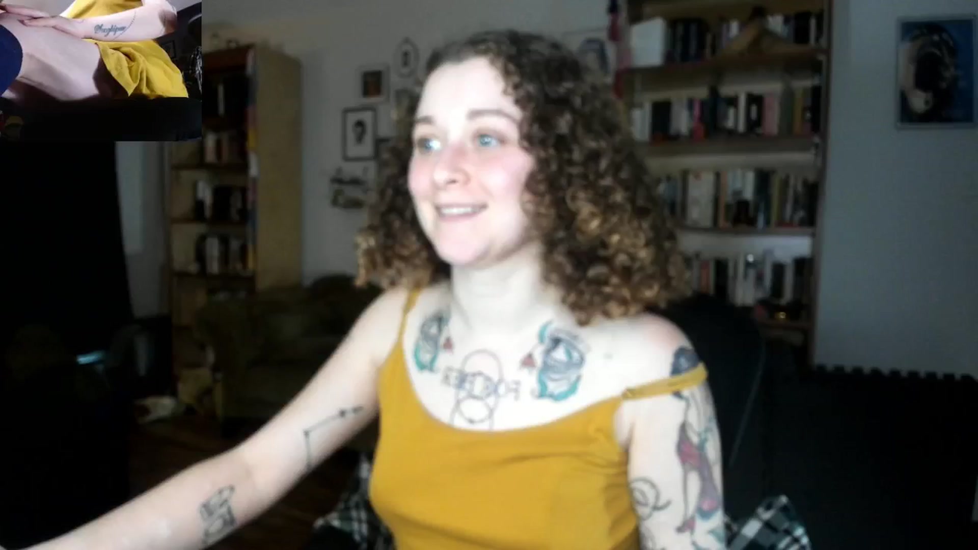 Gallery image thumbnail from PeachyQueen_'s myfreecams stream on, 10/30/2024, 20:55 image 17 of 20