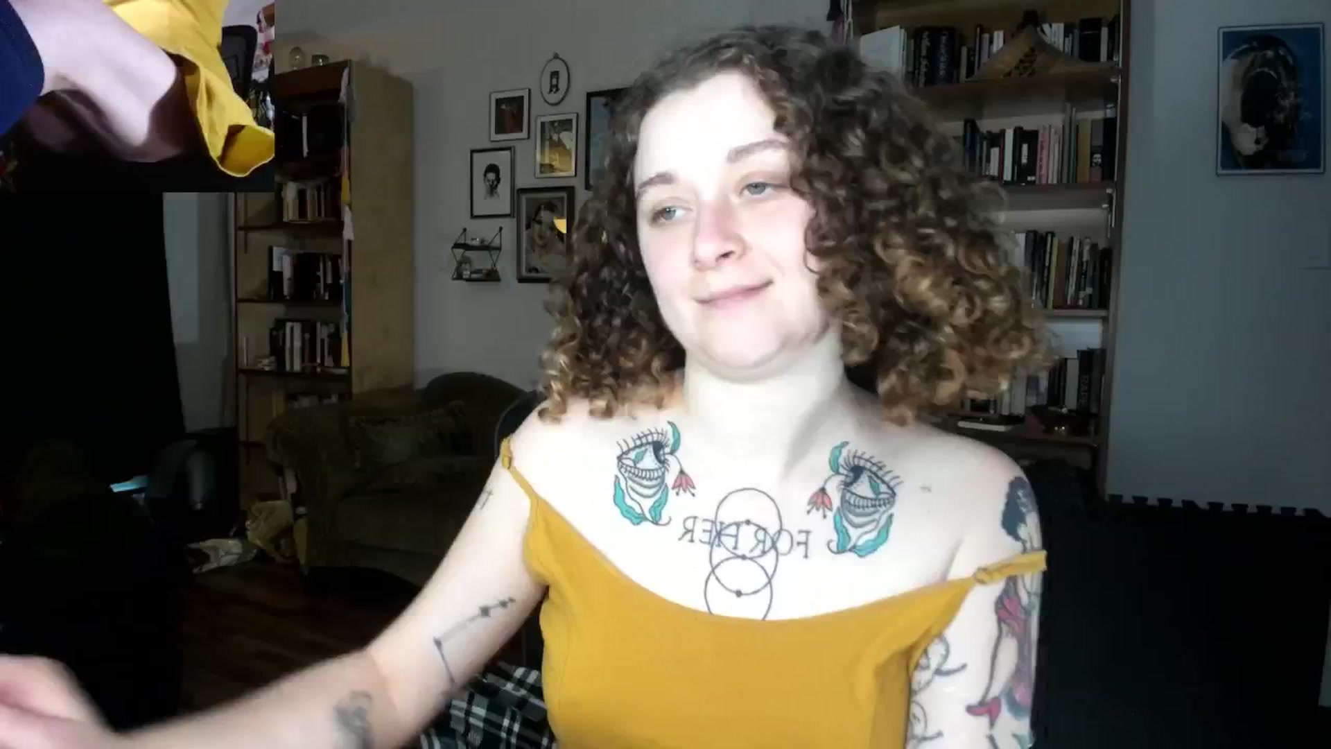 Gallery image thumbnail from PeachyQueen_'s myfreecams stream on, 10/30/2024, 20:55 image 7 of 20