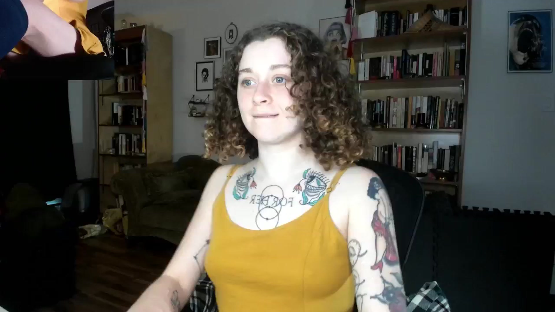 Gallery image thumbnail from PeachyQueen_'s myfreecams stream on, 10/30/2024, 20:55 image 19 of 20
