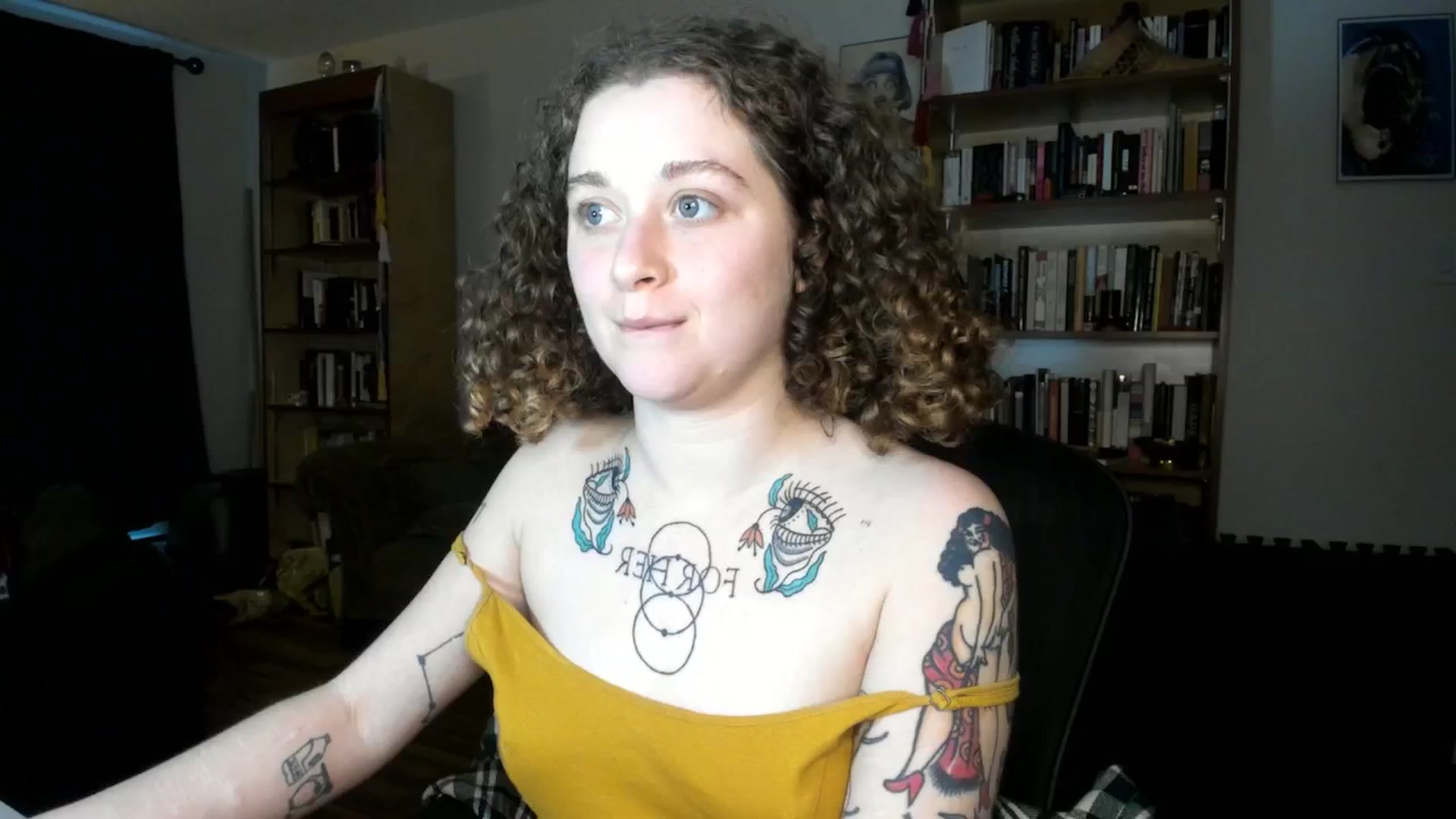 Gallery image thumbnail from PeachyQueen_'s myfreecams stream on, 10/30/2024, 22:30 image 10 of 20