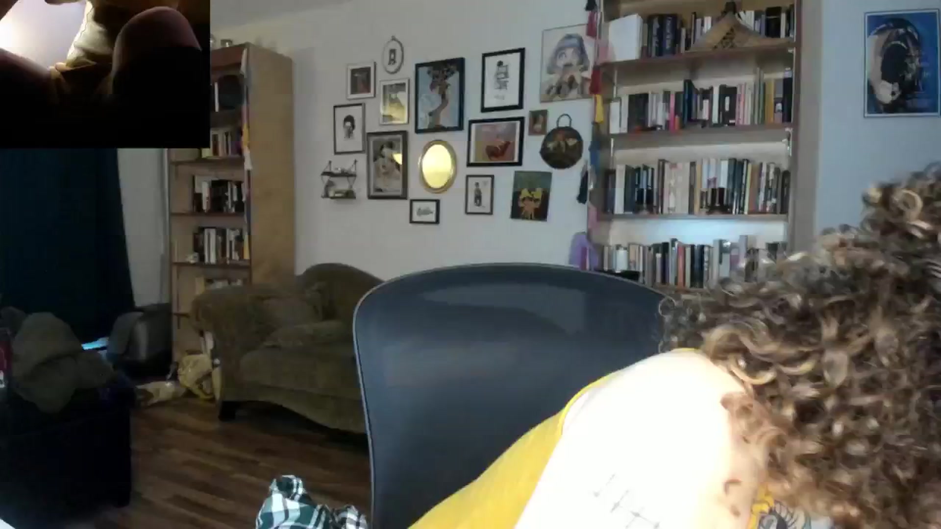 Gallery image thumbnail from PeachyQueen_'s myfreecams stream on, 10/30/2024, 22:30 image 17 of 20