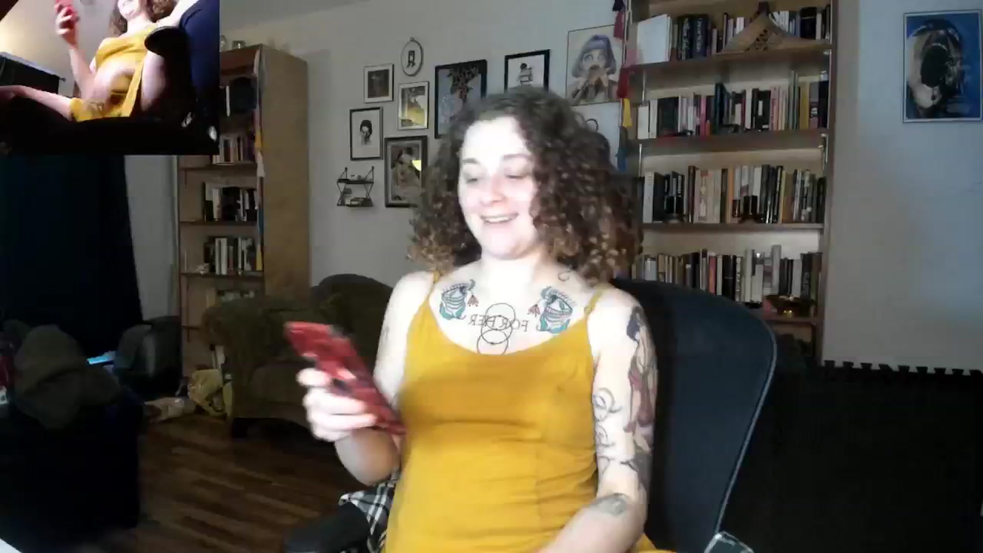 Gallery image thumbnail from PeachyQueen_'s myfreecams stream on, 10/30/2024, 22:30 image 12 of 20