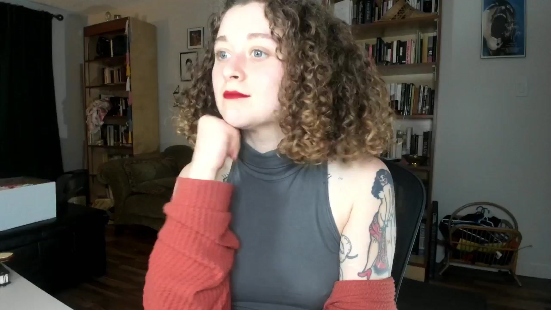 Gallery image thumbnail from PeachyQueen_'s myfreecams stream on, 11/01/2024, 22:30 image 15 of 20