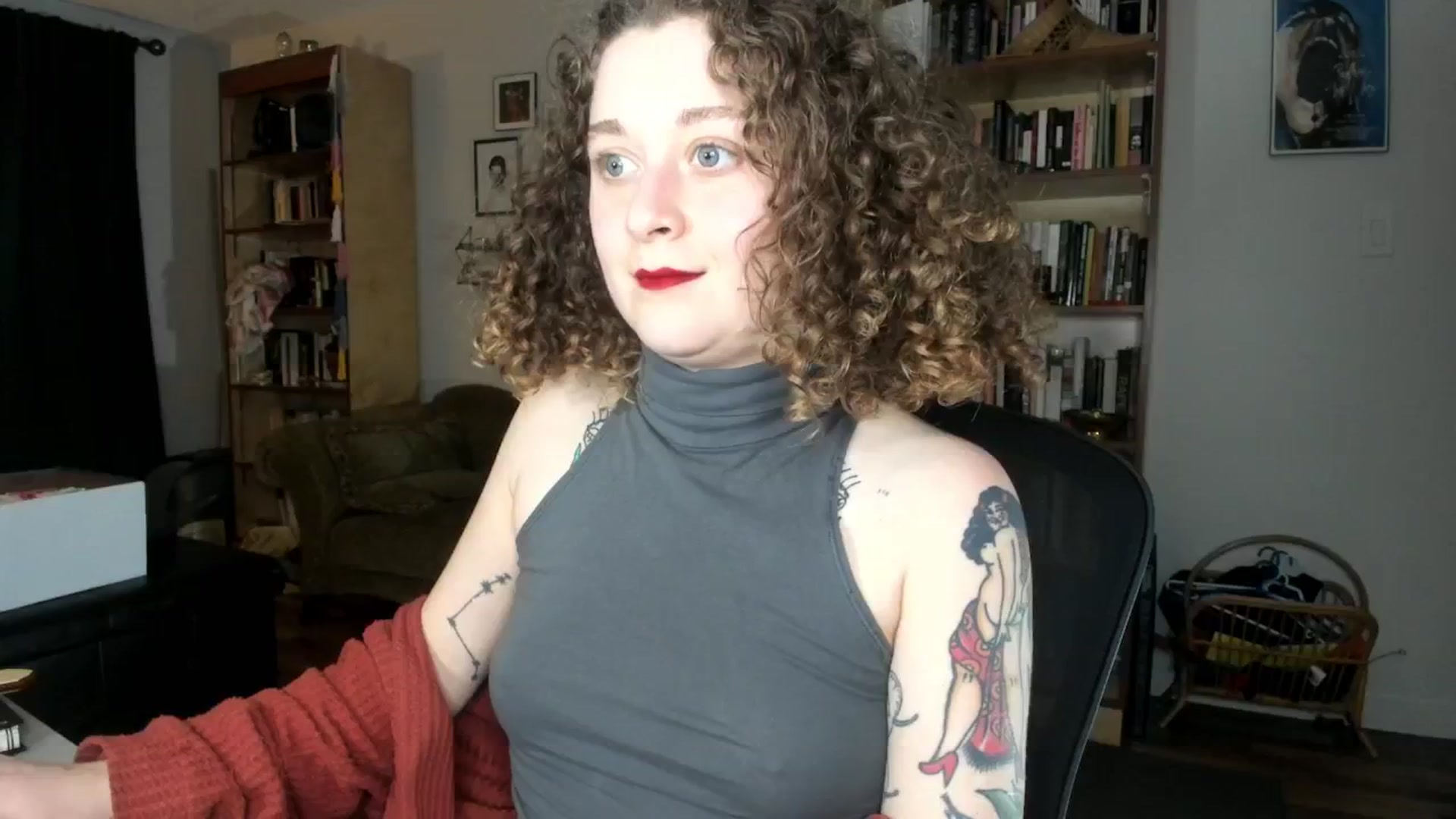 Gallery image thumbnail from PeachyQueen_'s myfreecams stream on, 11/01/2024, 22:30 image 16 of 20