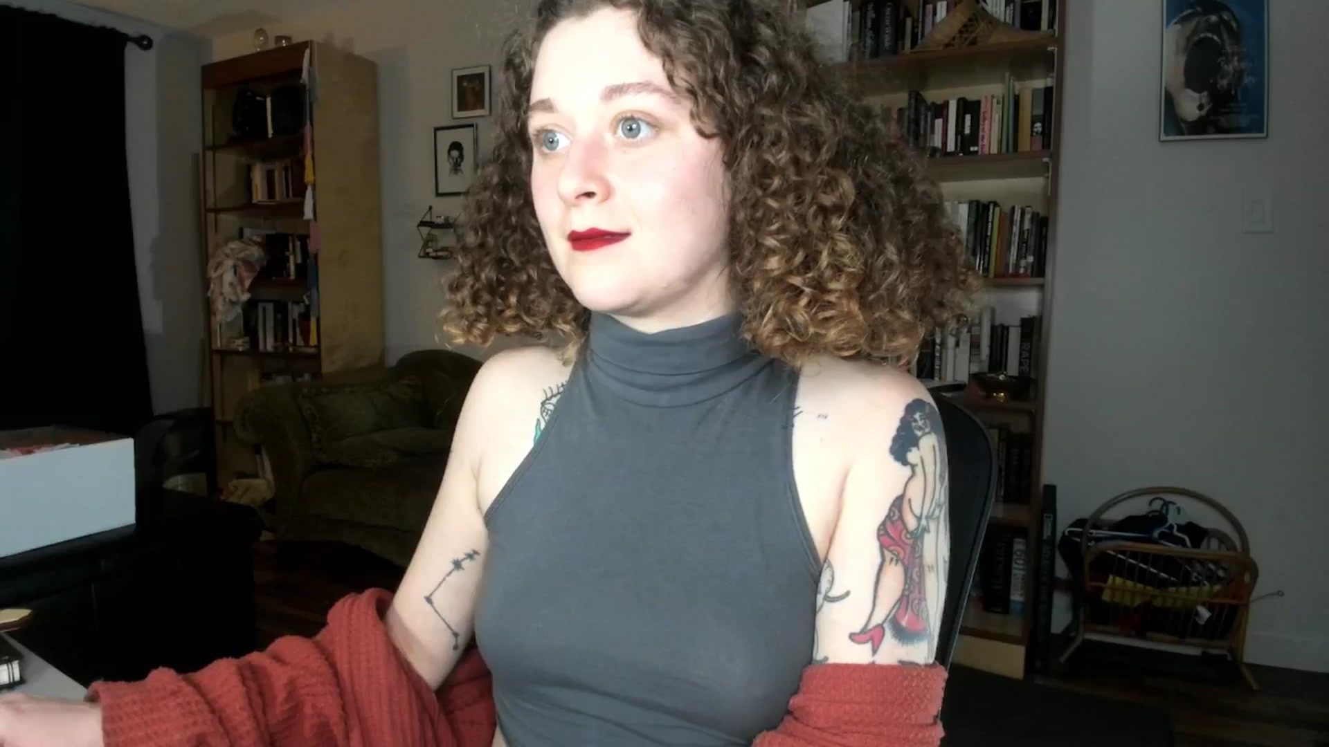 Gallery image thumbnail from PeachyQueen_'s myfreecams stream on, 11/01/2024, 22:30 image 13 of 20