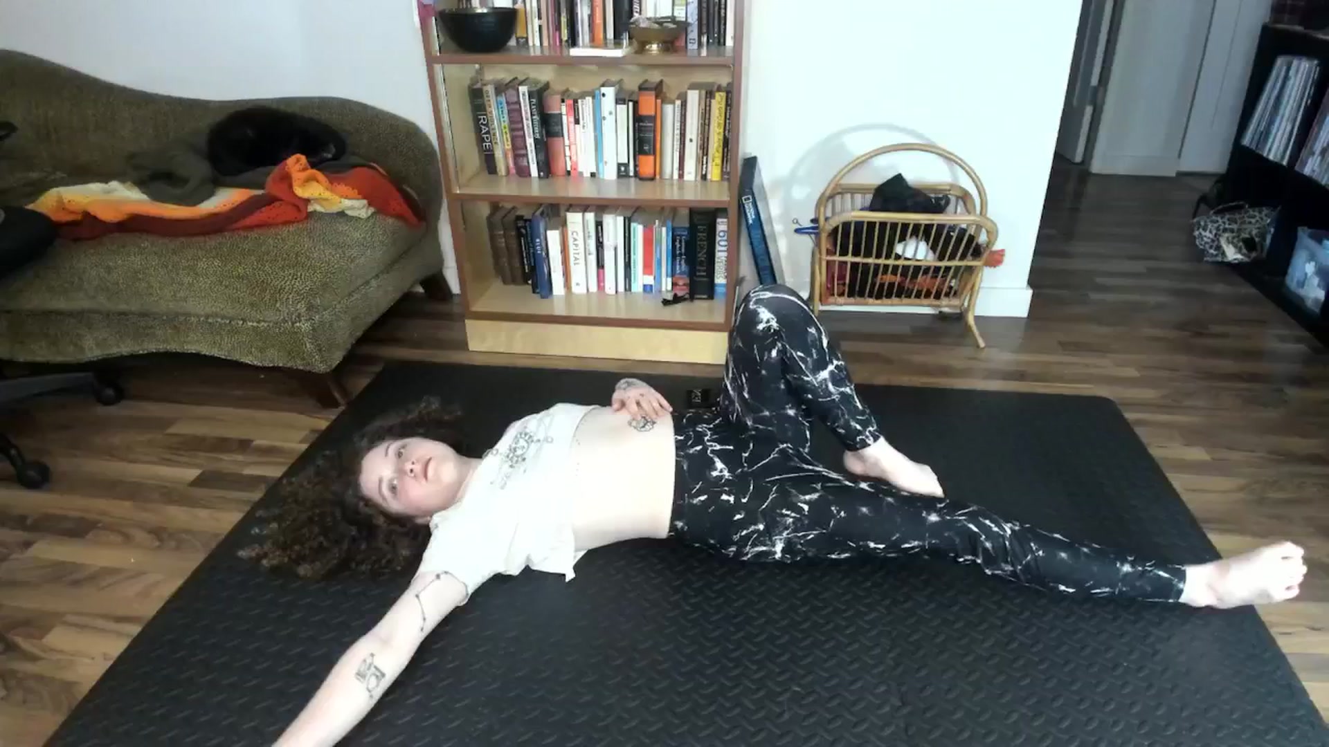 Gallery image thumbnail from PeachyQueen_'s myfreecams stream on, 11/11/2024, 22:36 image 2 of 20