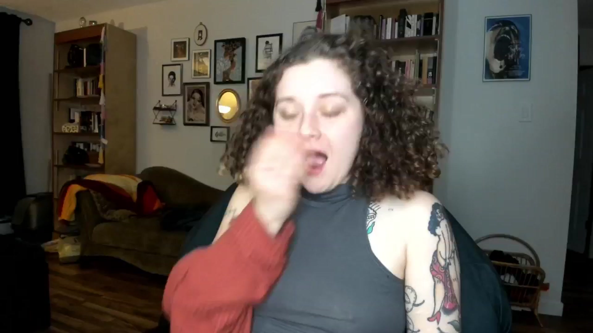Gallery image thumbnail from PeachyQueen_'s myfreecams stream on, 11/13/2024, 21:22 image 18 of 20