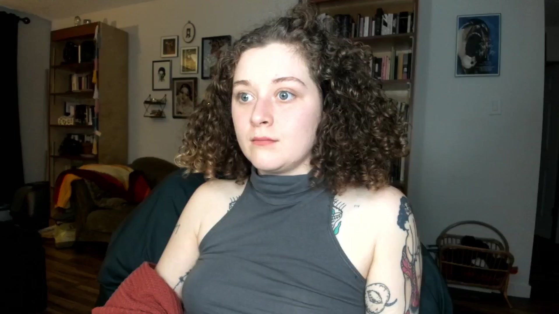 Gallery image thumbnail from PeachyQueen_'s myfreecams stream on, 11/13/2024, 21:22 image 11 of 20