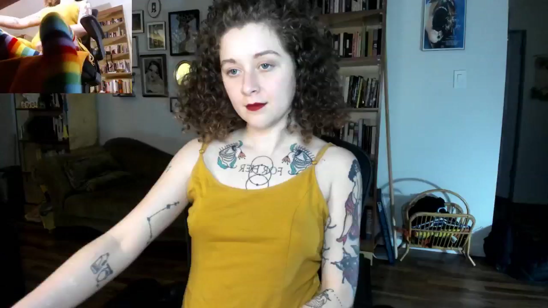 Gallery image thumbnail from PeachyQueen_'s myfreecams stream on, 11/22/2024, 22:37 image 9 of 20