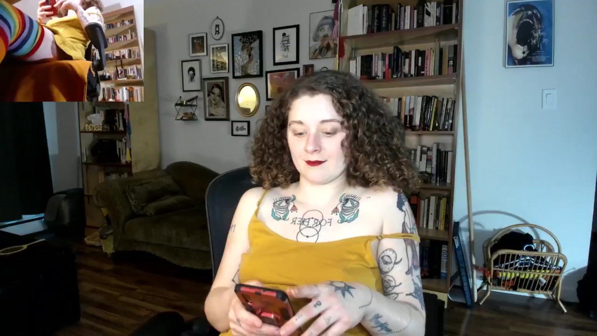 Gallery image thumbnail from PeachyQueen_'s myfreecams stream on, 11/22/2024, 22:37 image 4 of 20