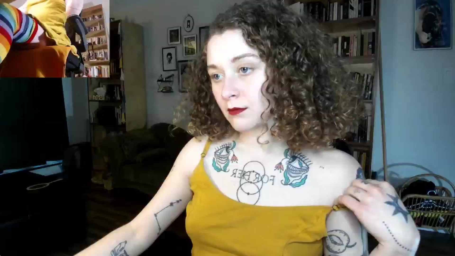 Gallery image thumbnail from PeachyQueen_'s myfreecams stream on, 11/22/2024, 22:37 image 1 of 20