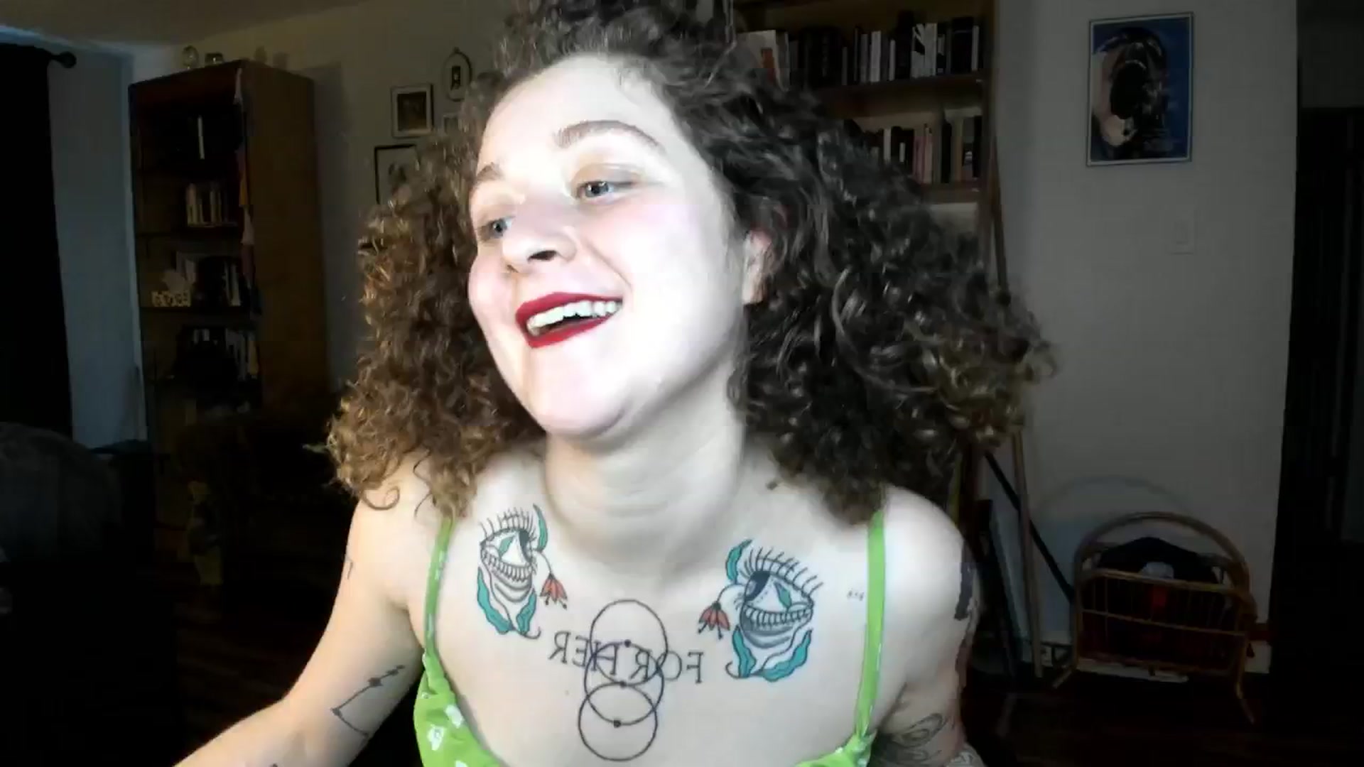 Gallery image thumbnail from PeachyQueen_'s myfreecams stream on, 11/27/2024, 22:19 image 11 of 20