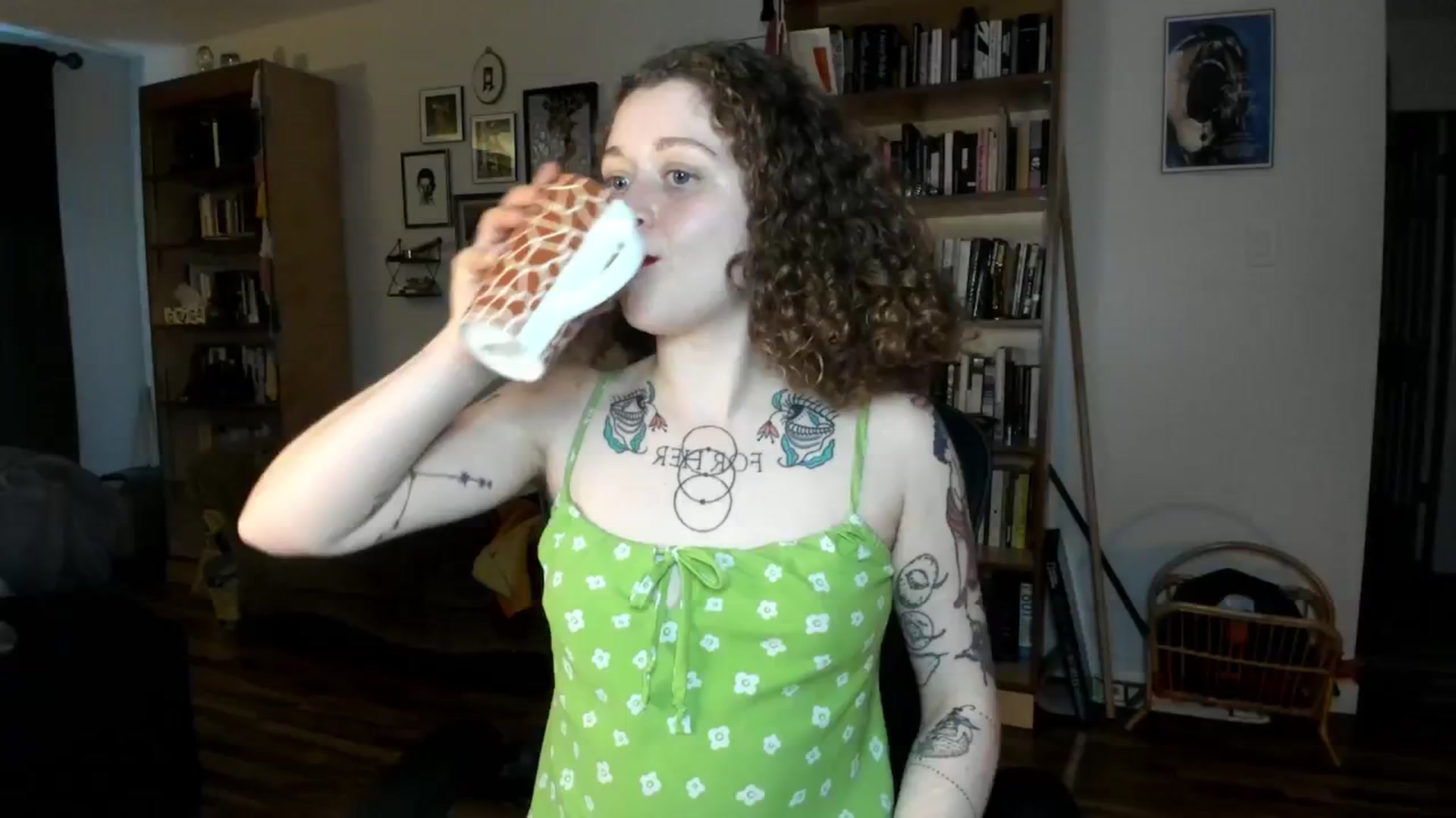 Gallery image thumbnail from PeachyQueen_'s myfreecams stream on, 11/27/2024, 22:19 image 9 of 20