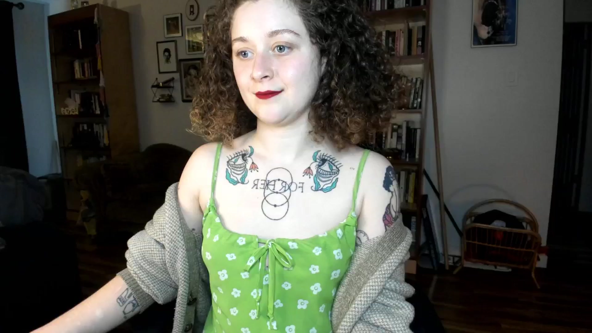 Gallery image thumbnail from PeachyQueen_'s myfreecams stream on, 11/27/2024, 22:19 image 4 of 20