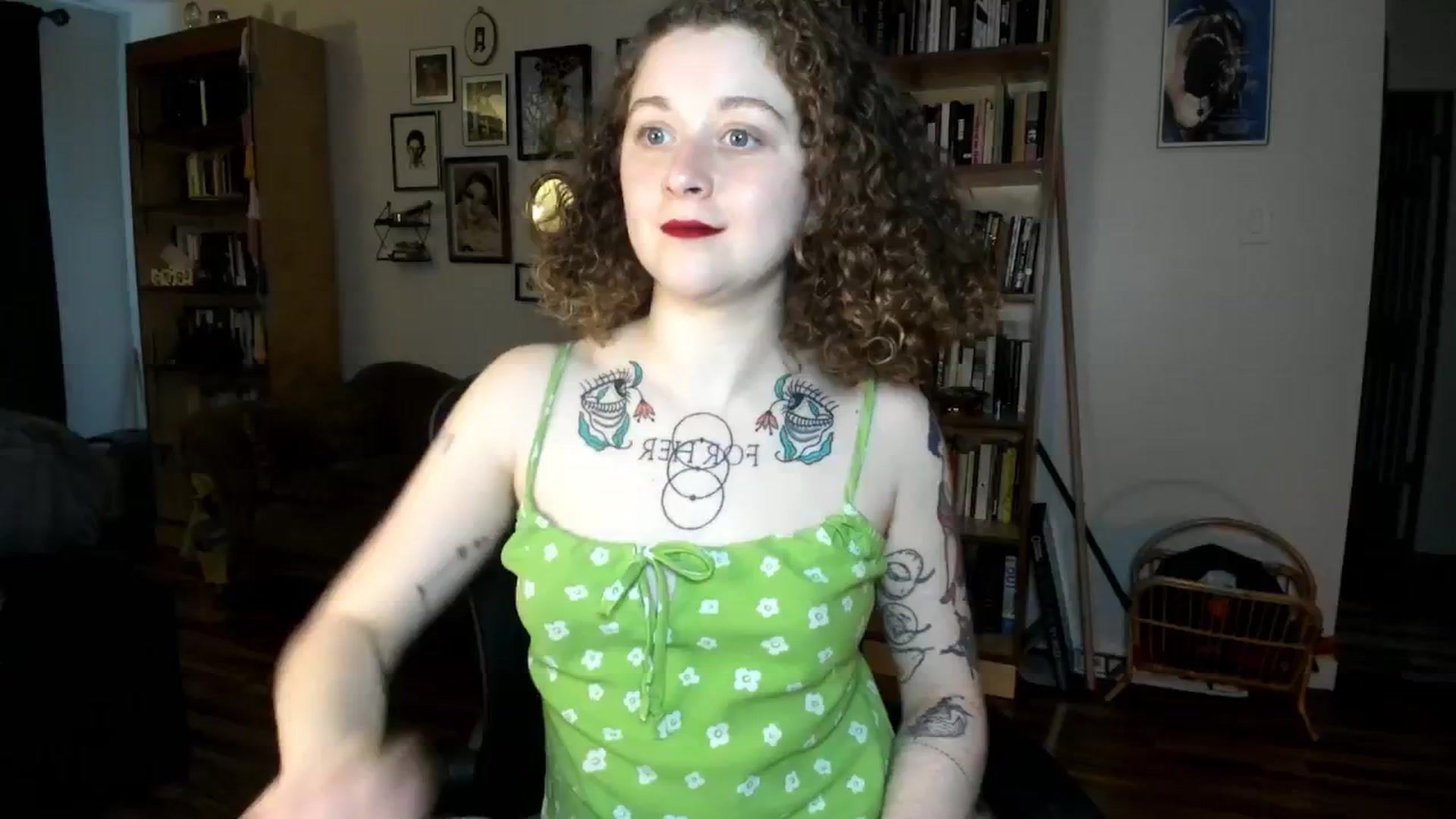 Gallery image thumbnail from PeachyQueen_'s myfreecams stream on, 11/27/2024, 22:19 image 6 of 20