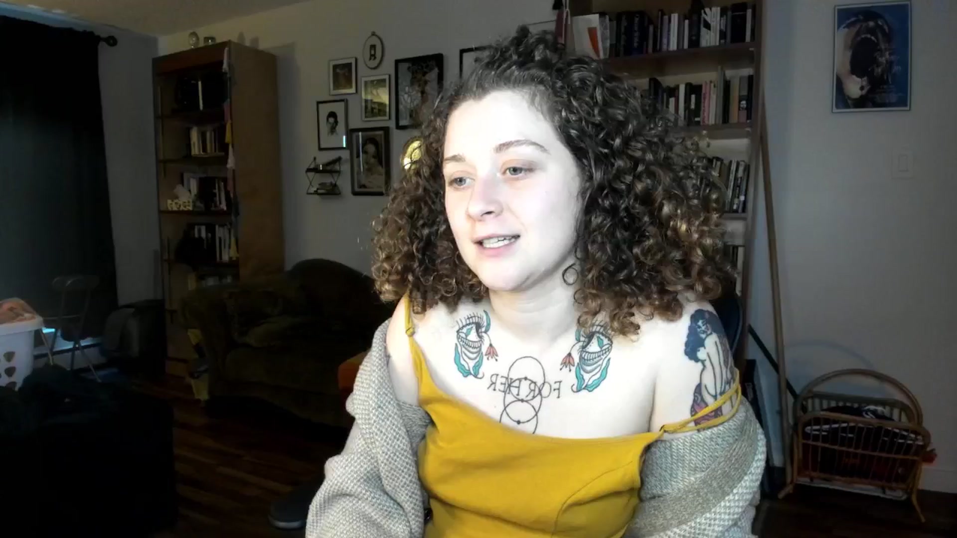 Gallery image thumbnail from PeachyQueen_'s myfreecams stream on, 11/28/2024, 22:07 image 14 of 20