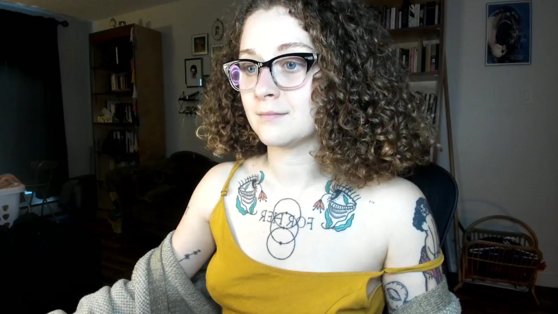 Gallery image thumbnail from PeachyQueen_'s myfreecams stream on, 11/28/2024, 22:07 image 3 of 20