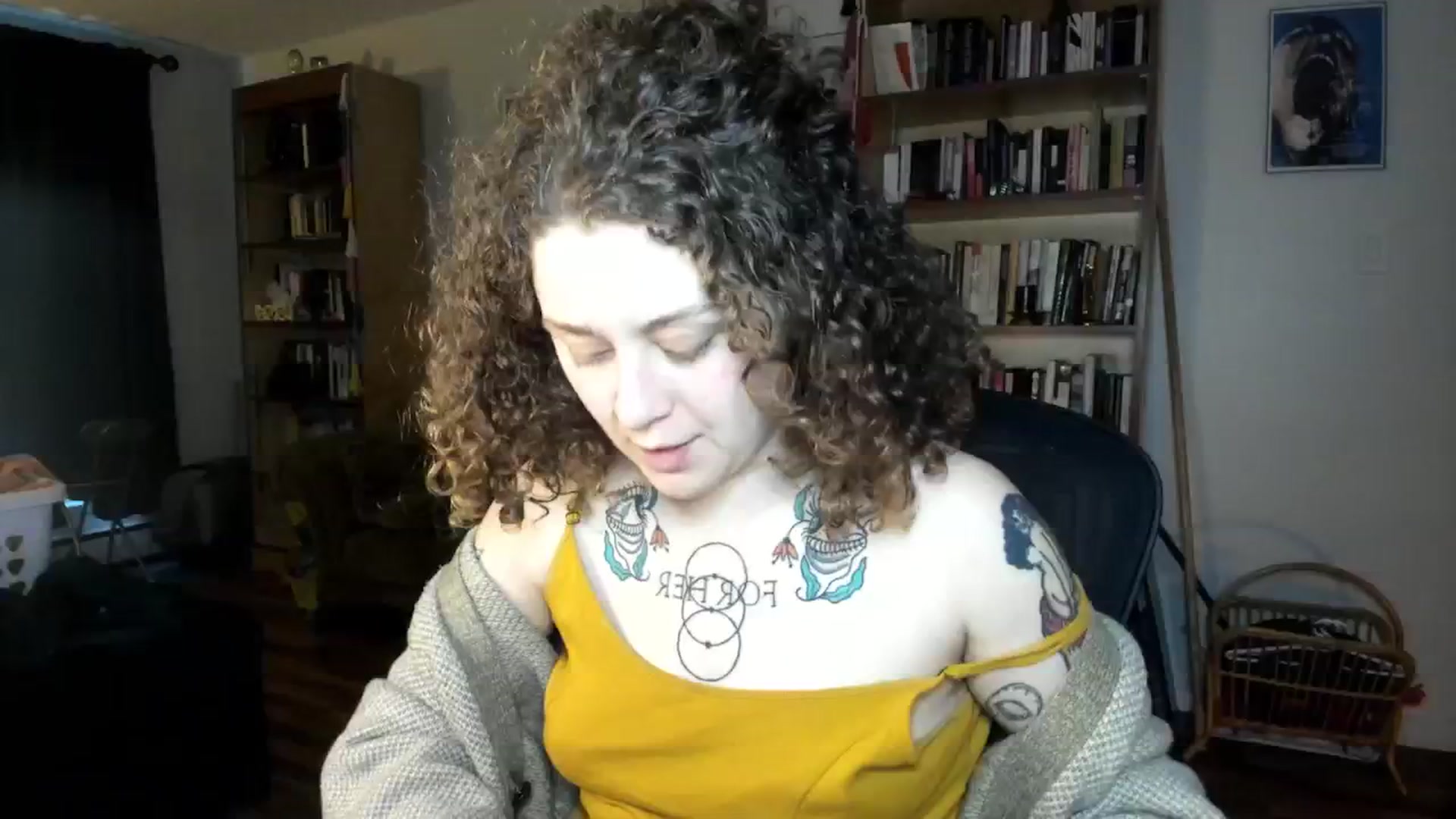 Gallery image thumbnail from PeachyQueen_'s myfreecams stream on, 11/28/2024, 22:07 image 9 of 20