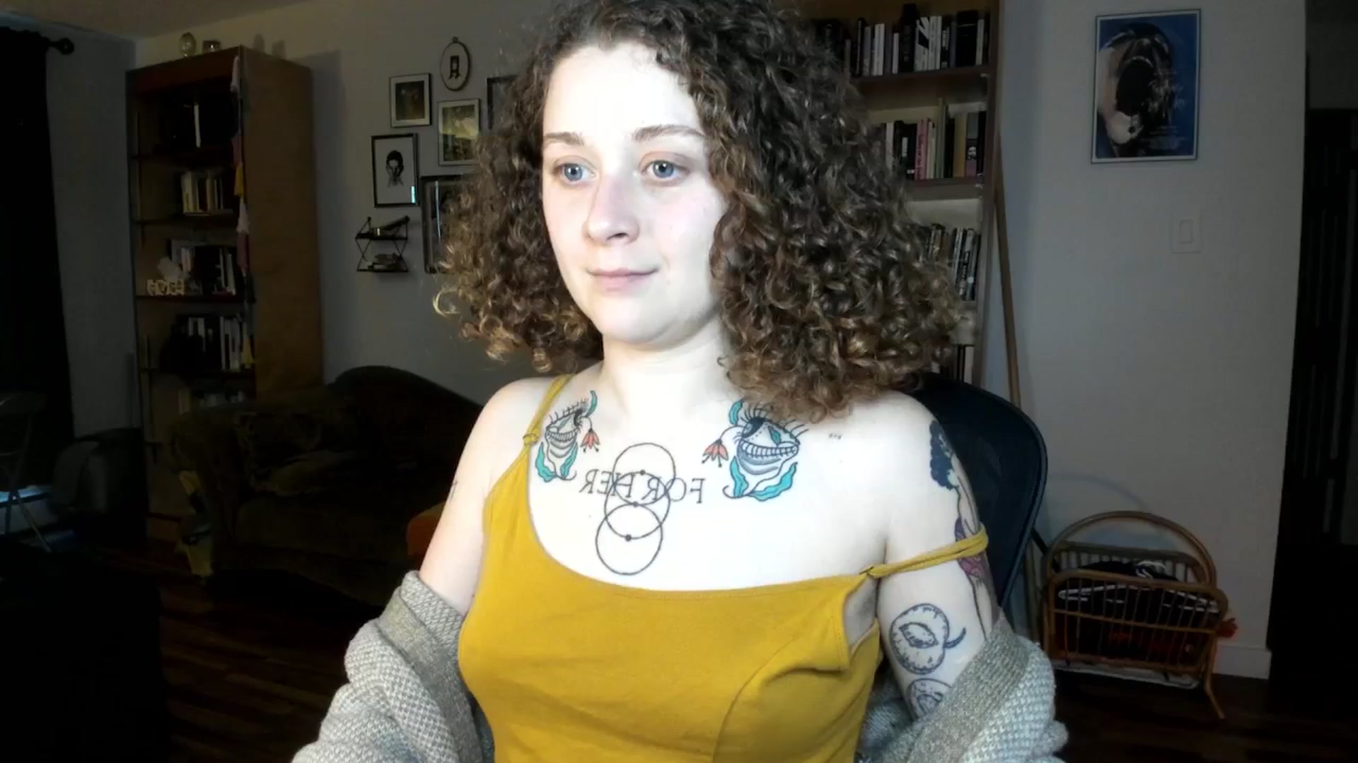 Gallery image thumbnail from PeachyQueen_'s myfreecams stream on, 11/28/2024, 22:07 image 1 of 20
