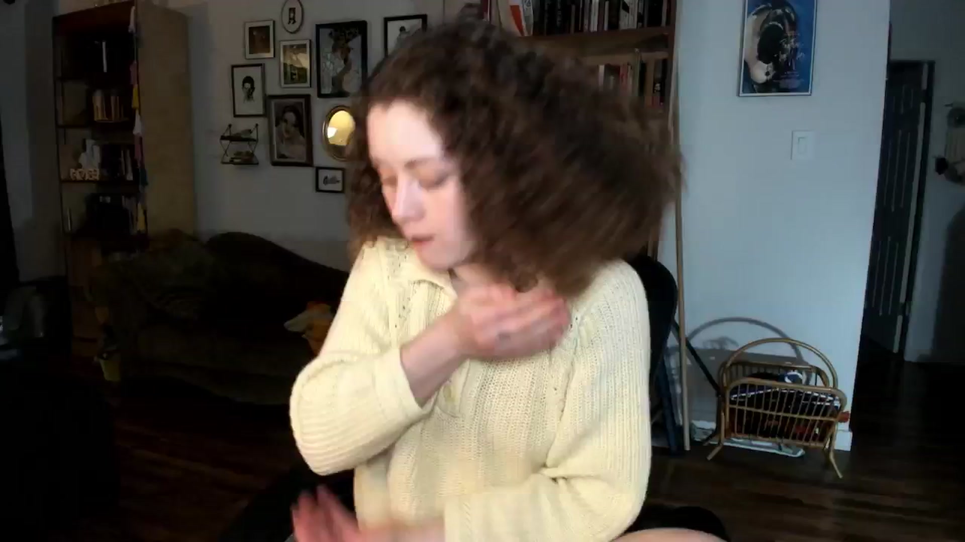 Gallery image thumbnail from PeachyQueen_'s myfreecams stream on, 11/29/2024, 22:38 image 3 of 20