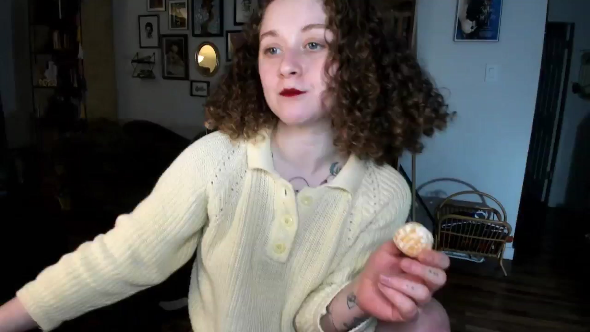 Gallery image thumbnail from PeachyQueen_'s myfreecams stream on, 11/29/2024, 22:38 image 6 of 20
