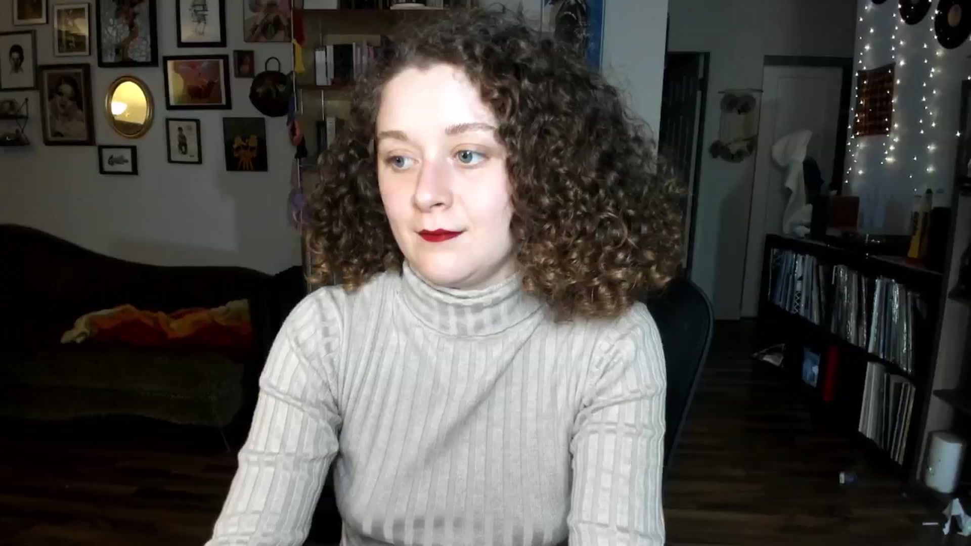 Gallery image thumbnail from PeachyQueen_'s myfreecams stream on, 12/10/2024, 22:27 image 3 of 20